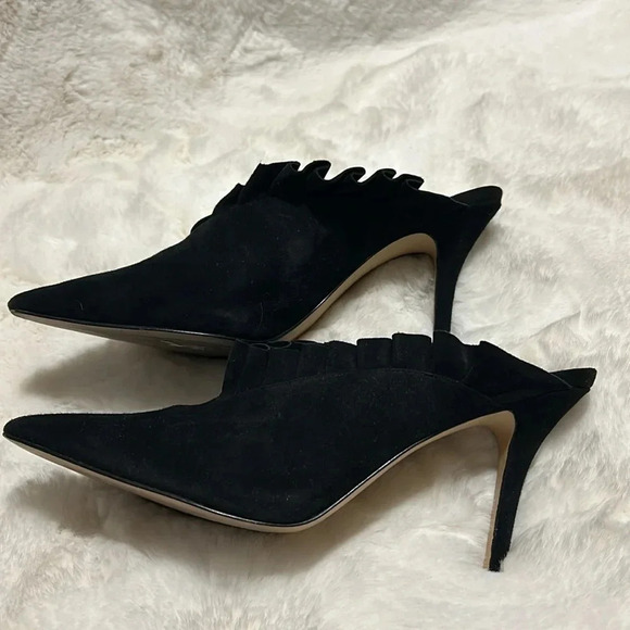 Gianni Bini Ruffled Suede Heels - Picture 6 of 7
